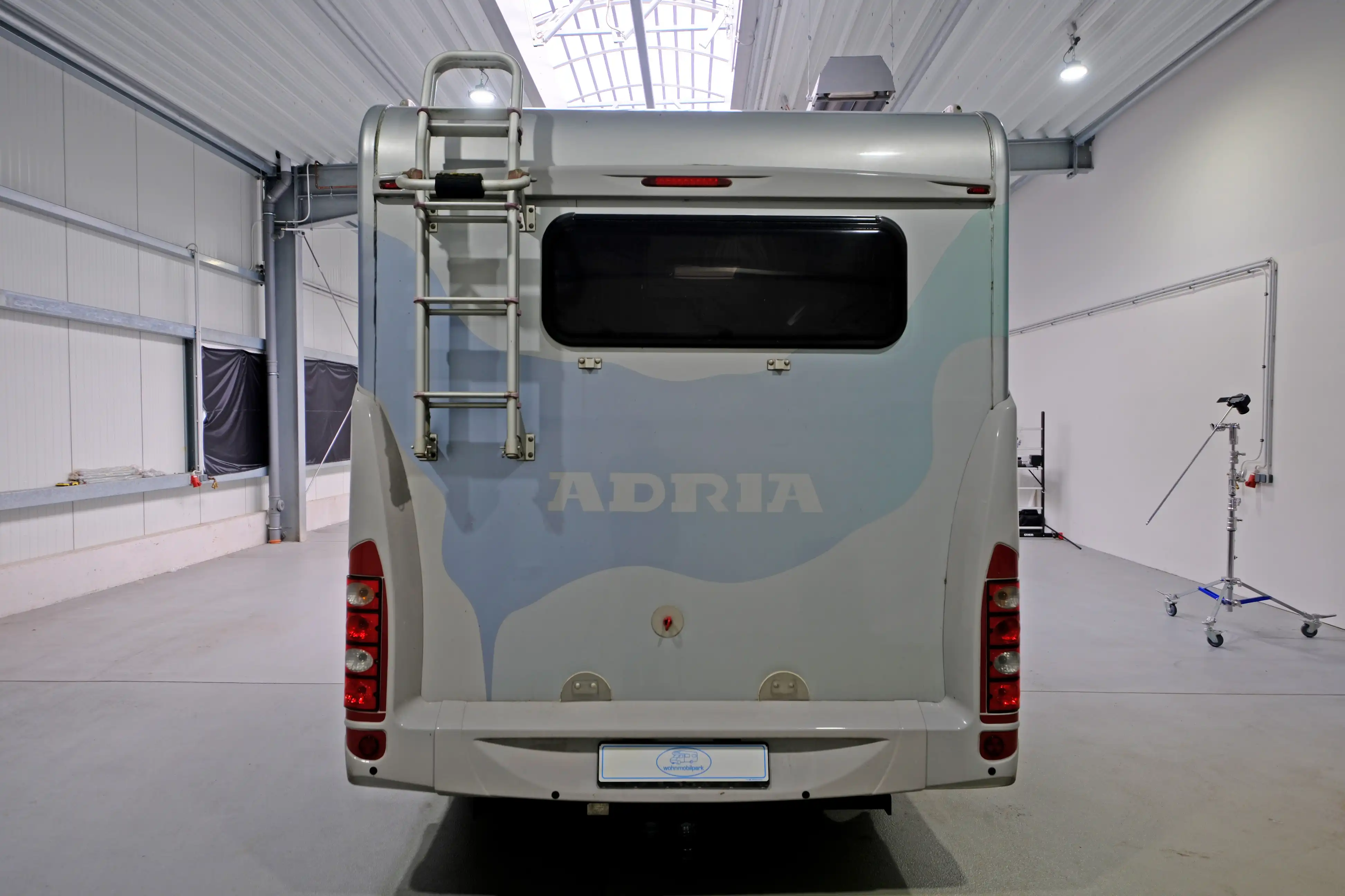 ADRIA Compact 590 SP 